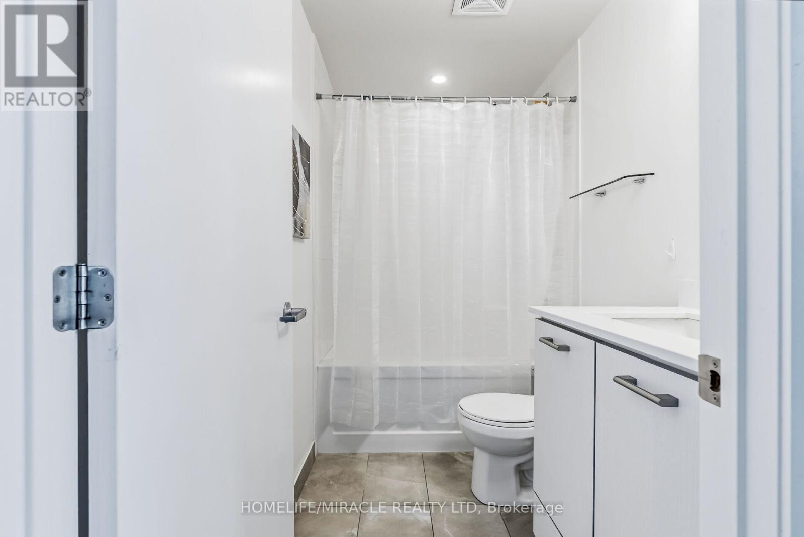 420 - 2480 Prince Michael Drive, Oakville, Ontario  L6H 0H1 - Photo 28 - W12674664