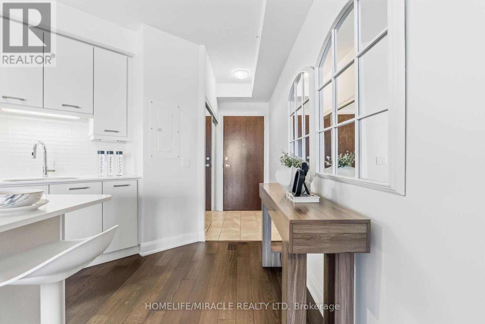 420 - 2480 Prince Michael Drive, Oakville, Ontario  L6H 0H1 - Photo 11 - W12674664