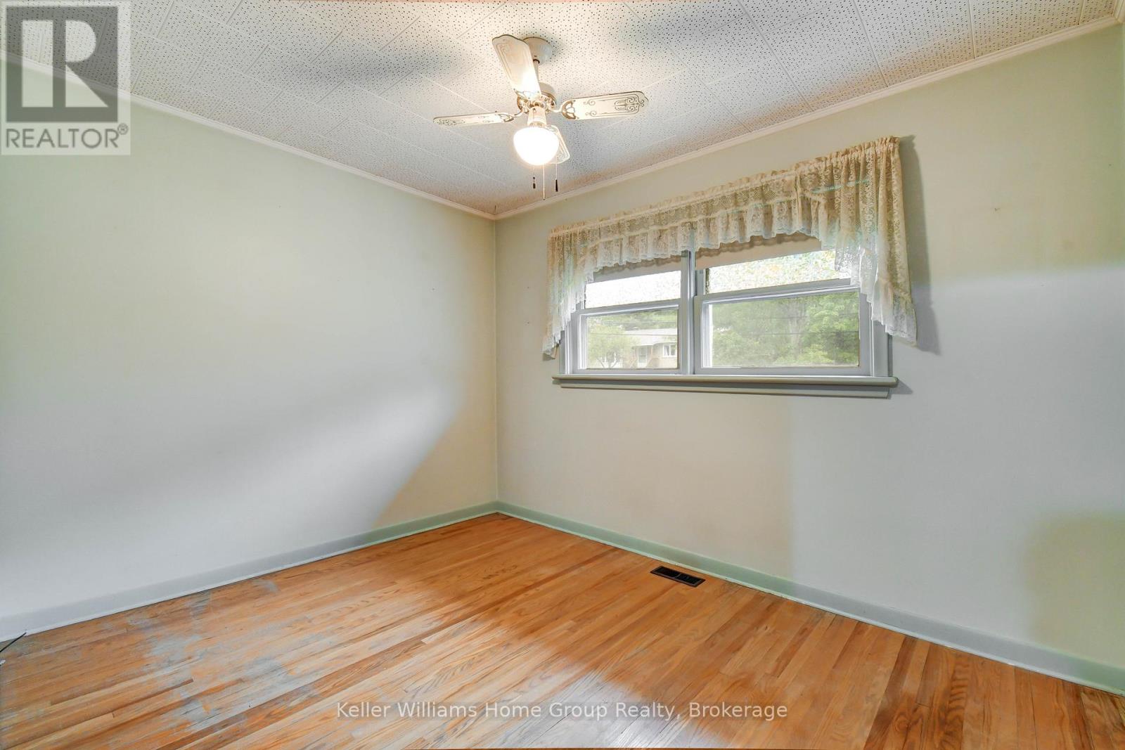 2 Easton Avenue, Bancroft (Bancroft Ward), Ontario  K0L 1C0 - Photo 16 - X12677278