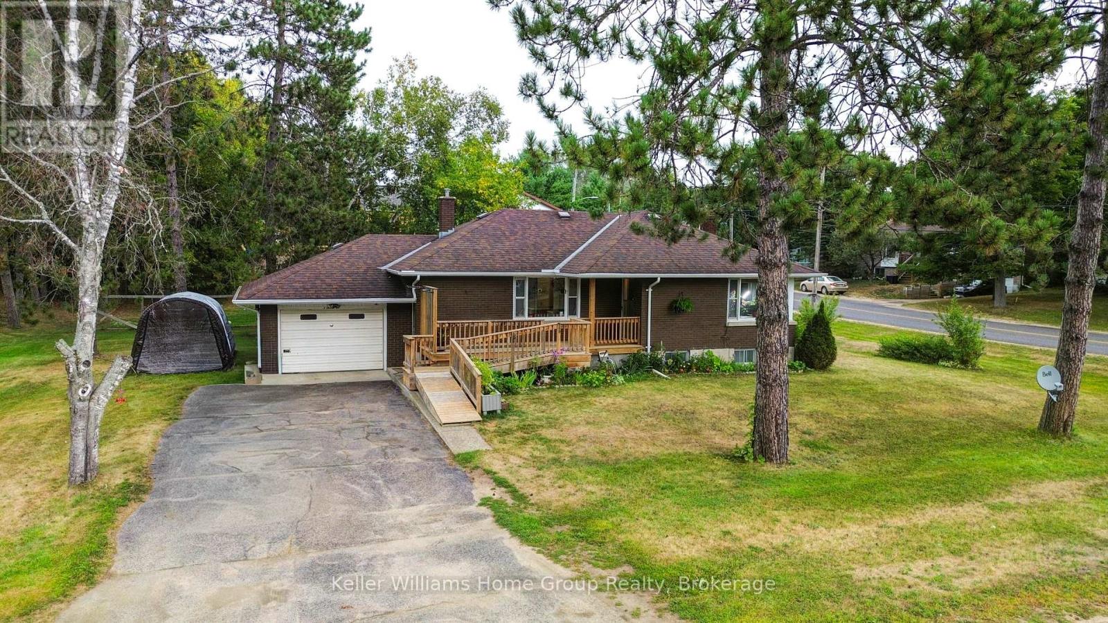 2 Easton Avenue, Bancroft (Bancroft Ward), Ontario  K0L 1C0 - Photo 23 - X12677278