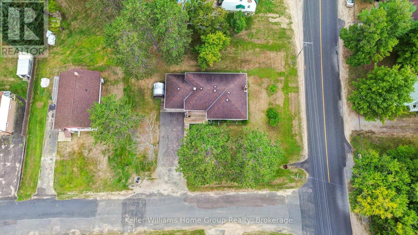 2 Easton Avenue, Bancroft (Bancroft Ward), Ontario  K0L 1C0 - Photo 29 - X12677278