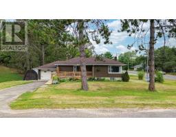 2 EASTON AVENUE, Bancroft, Ontario