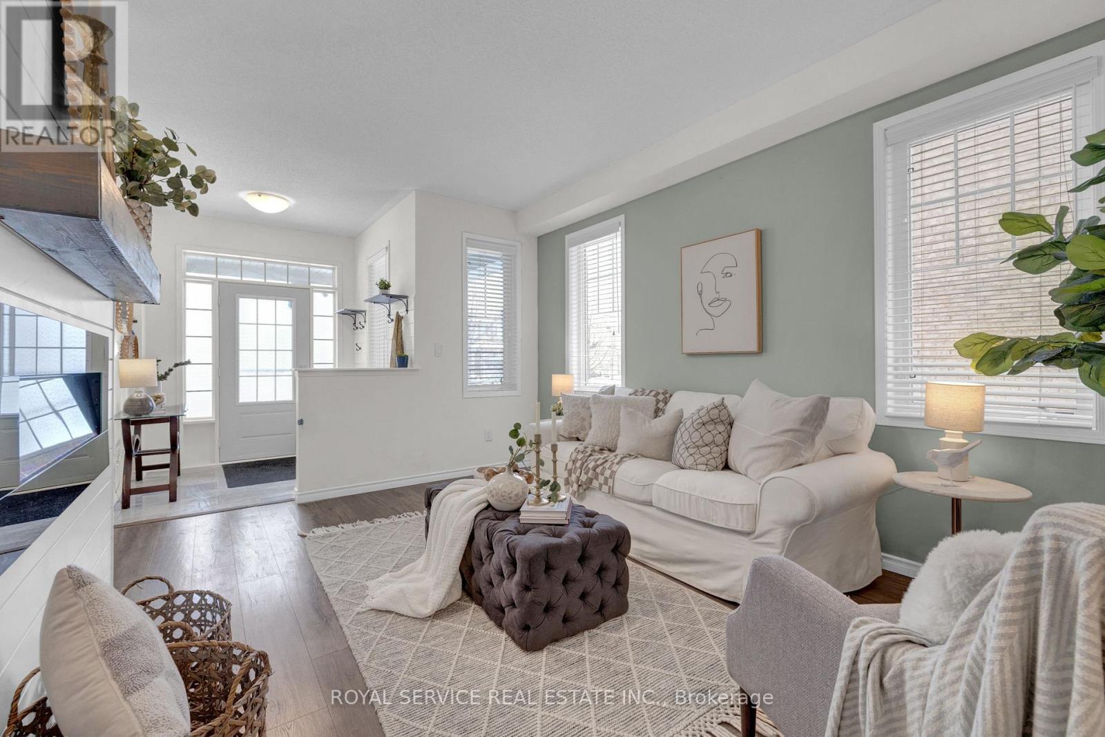 31 Harvey Jones Avenue, Clarington, Ontario  L1C 0L9 - Photo 6 - E12677330