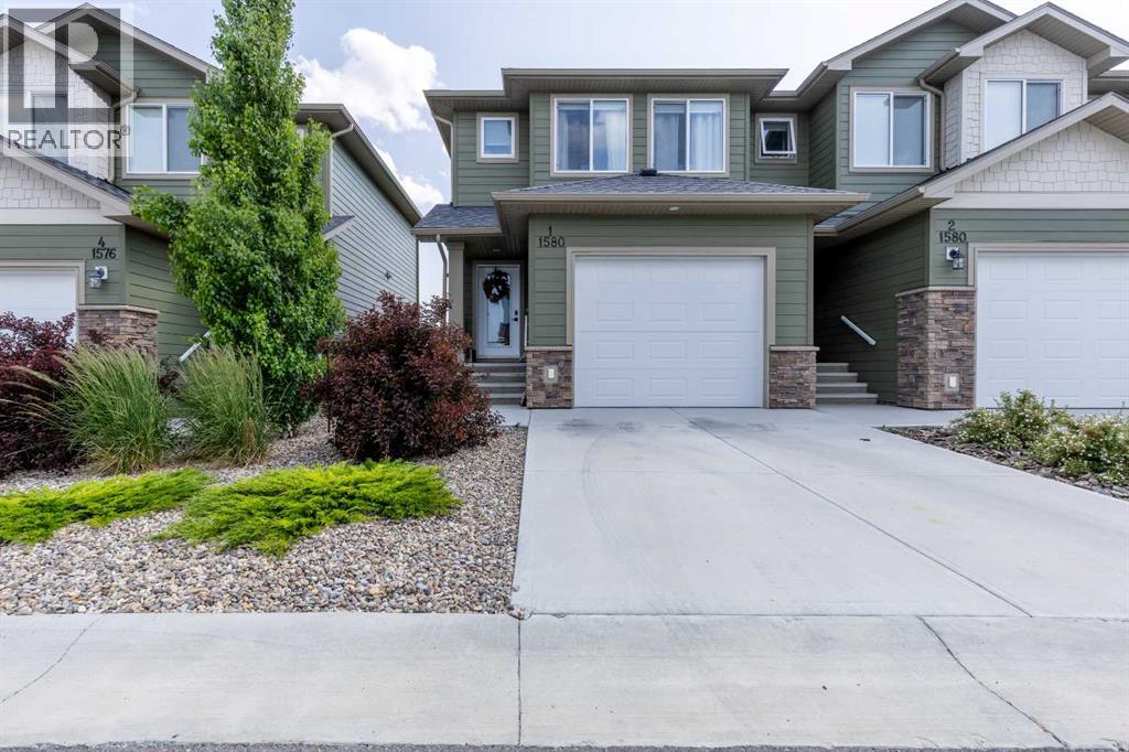1, 1580 Stafford Drive N, Lethbridge, Alberta  T1H 7G8 - Photo 1 - A2234508