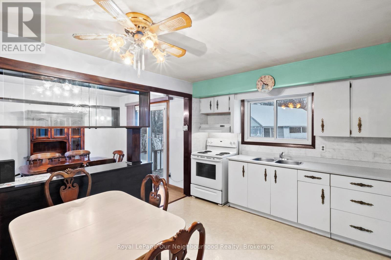 6 Sandy Hook Road, Quinte West, Ontario  K8R 1G2 - Photo 12 - X12677224