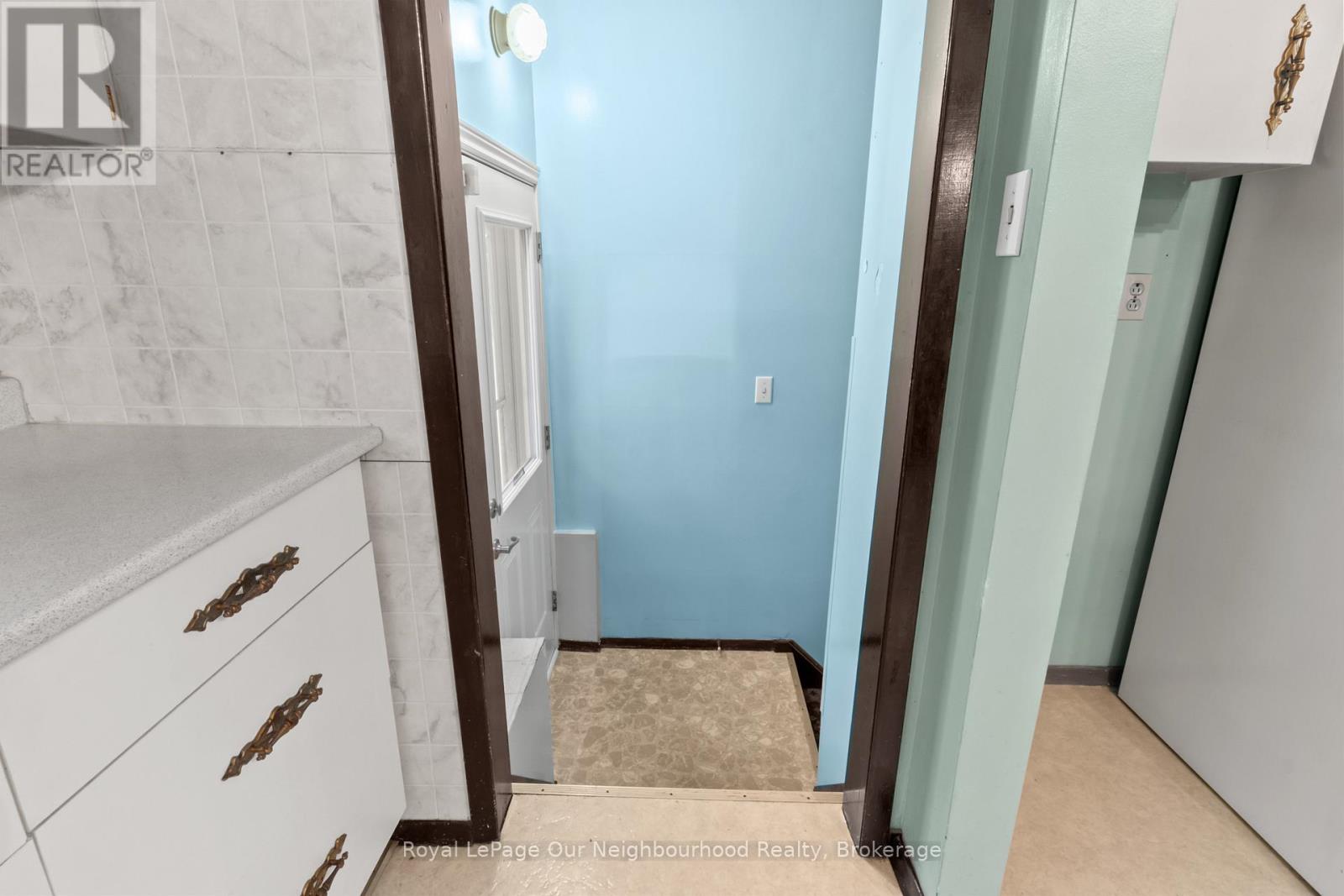 6 Sandy Hook Road, Quinte West, Ontario  K8R 1G2 - Photo 21 - X12677224