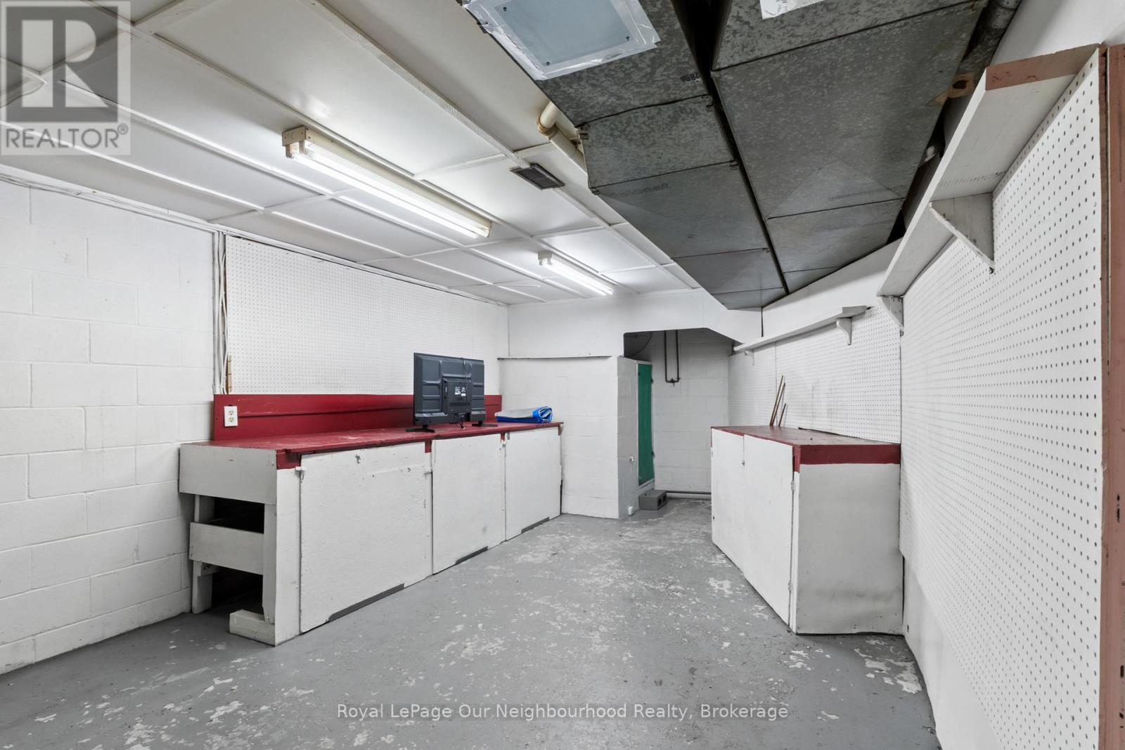 6 Sandy Hook Road, Quinte West, Ontario  K8R 1G2 - Photo 27 - X12677224