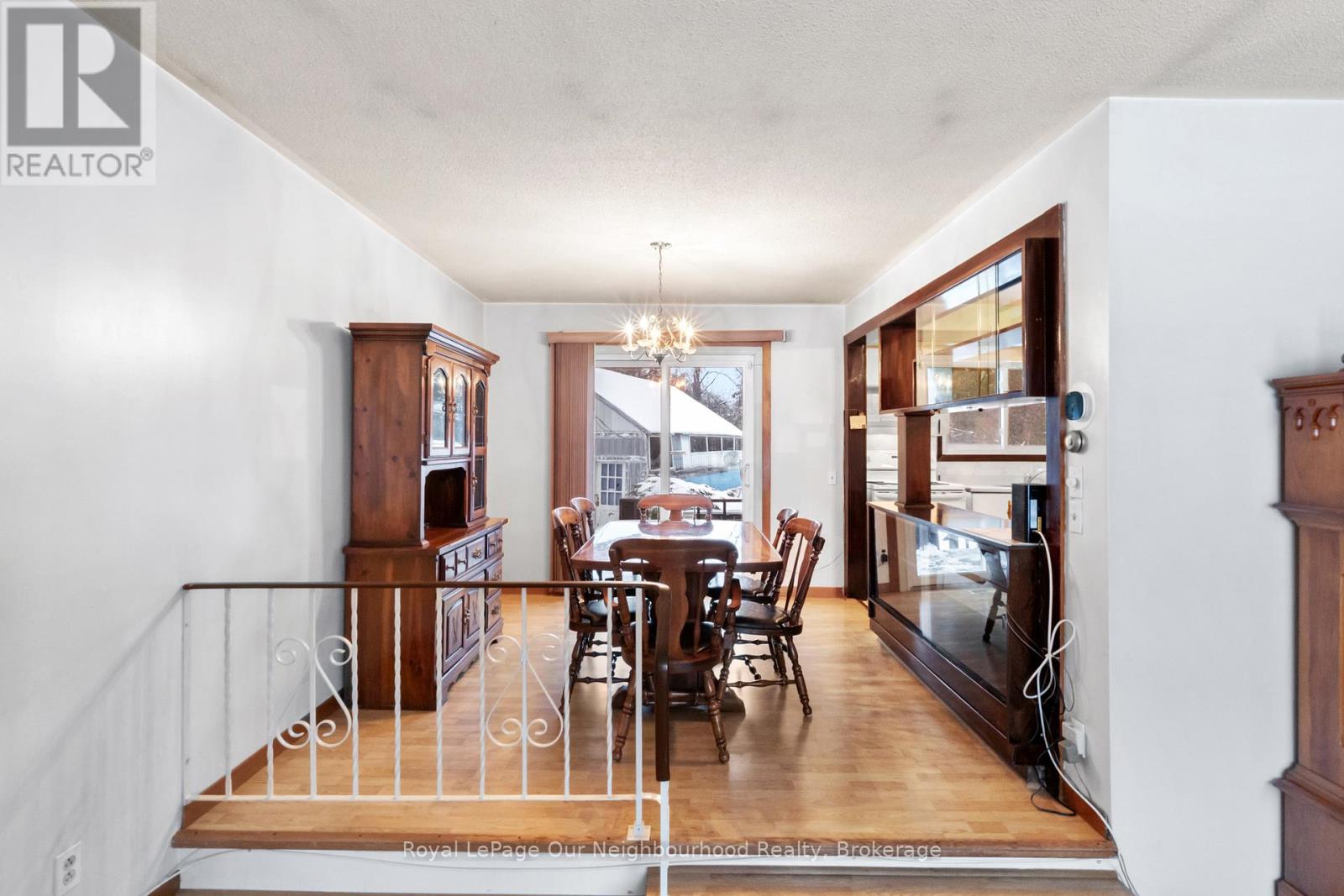 6 Sandy Hook Road, Quinte West, Ontario  K8R 1G2 - Photo 8 - X12677224