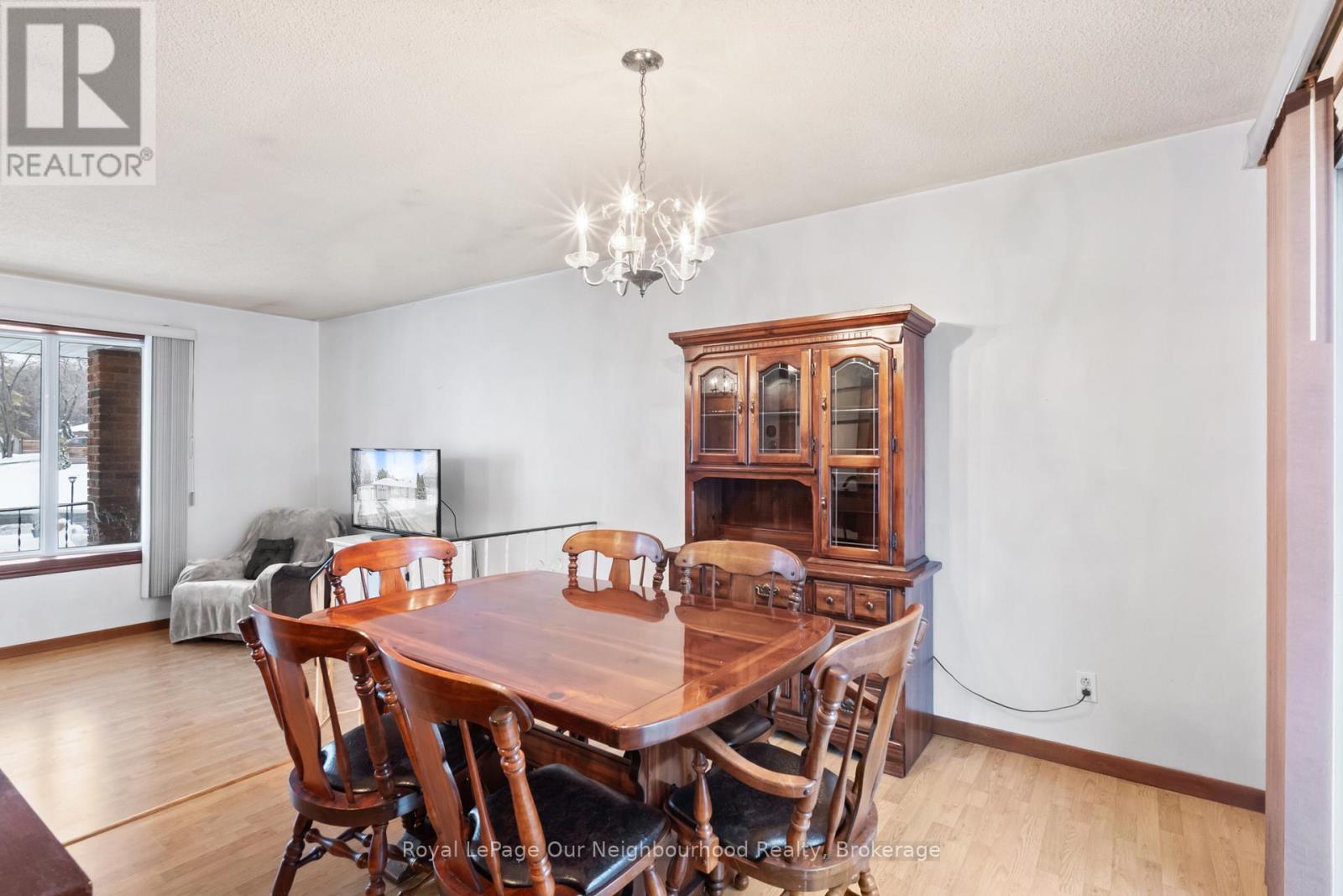 6 Sandy Hook Road, Quinte West, Ontario  K8R 1G2 - Photo 9 - X12677224