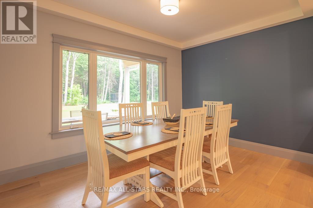 228 Riverside Drive, Kawartha Lakes, Ontario  K0M 1A0 - Photo 15 - X12677402