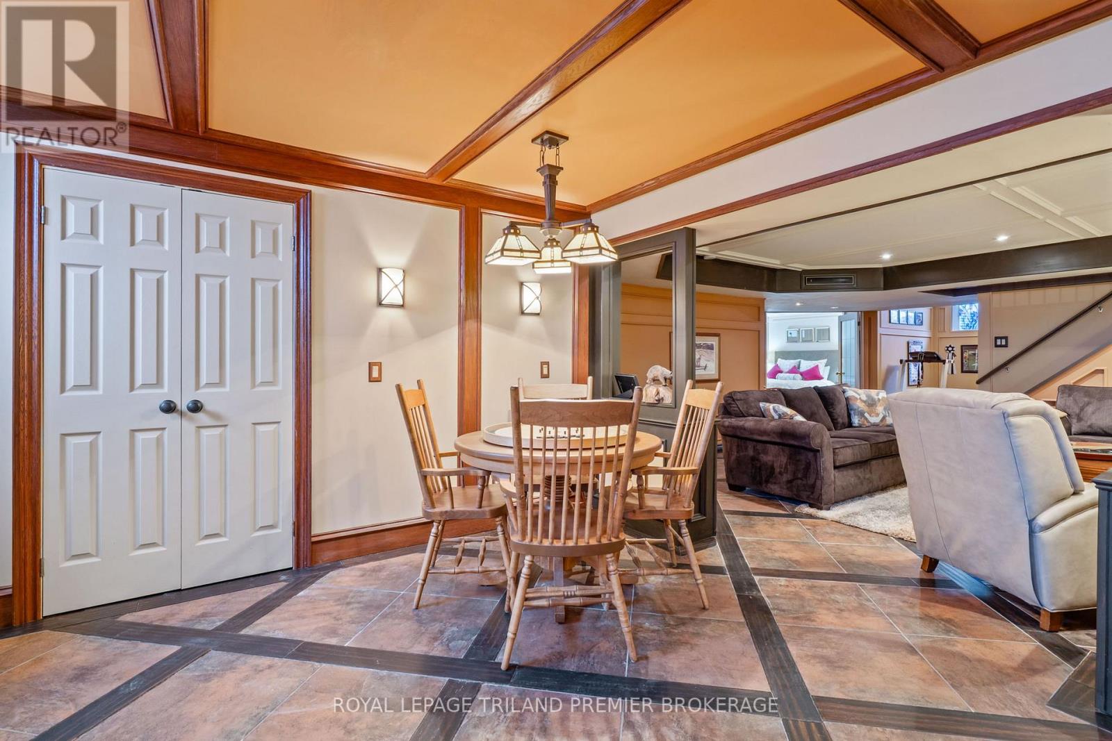 1303 Sandy Somerville Drive, London South, Ontario  N6K 5R4 - Photo 35 - X12677232