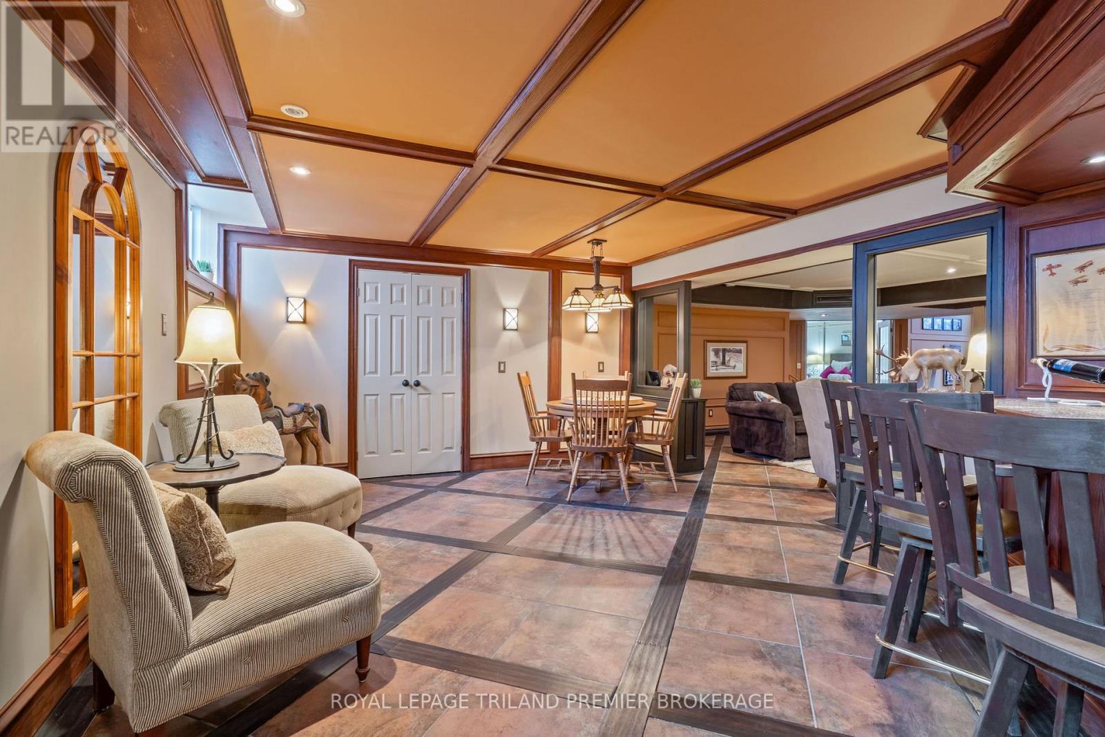 1303 Sandy Somerville Drive, London South, Ontario  N6K 5R4 - Photo 36 - X12677232