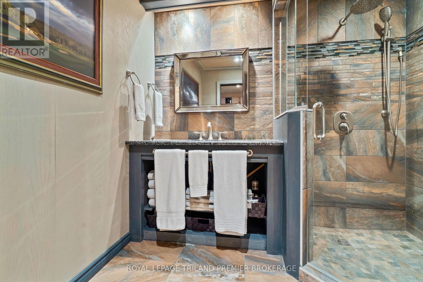 1303 Sandy Somerville Drive, London South, Ontario  N6K 5R4 - Photo 39 - X12677232