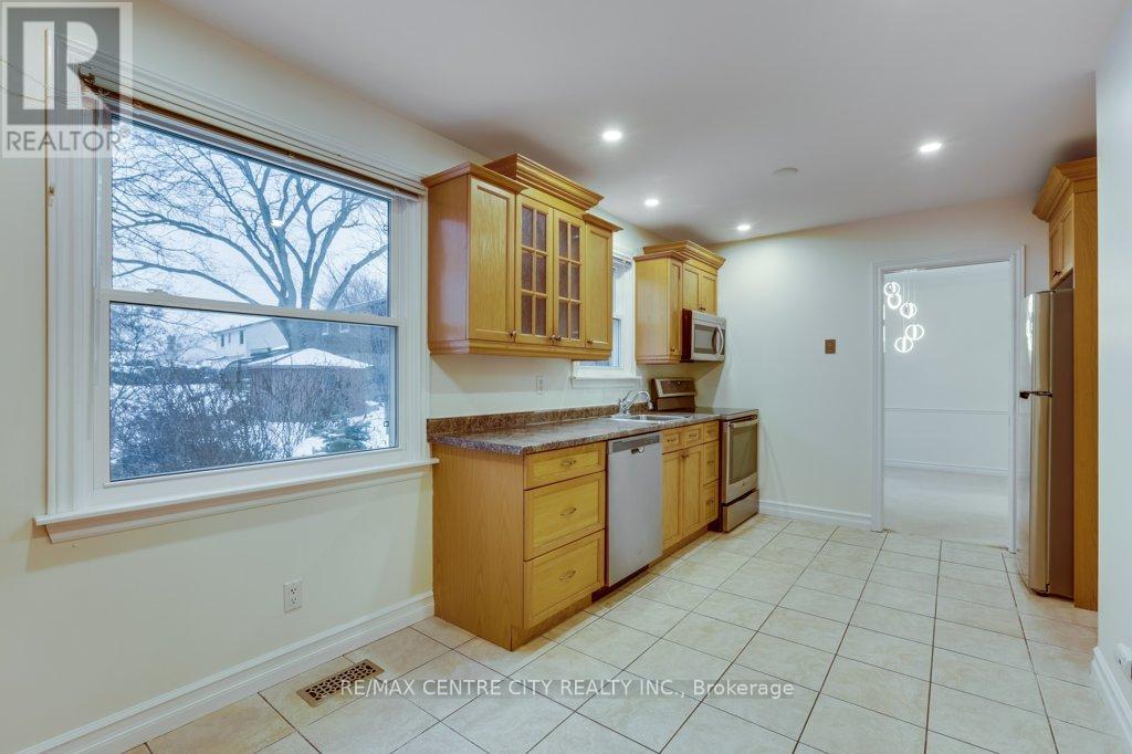 37 Westmorland Road, London South, Ontario  N6J 3N4 - Photo 17 - X12677282