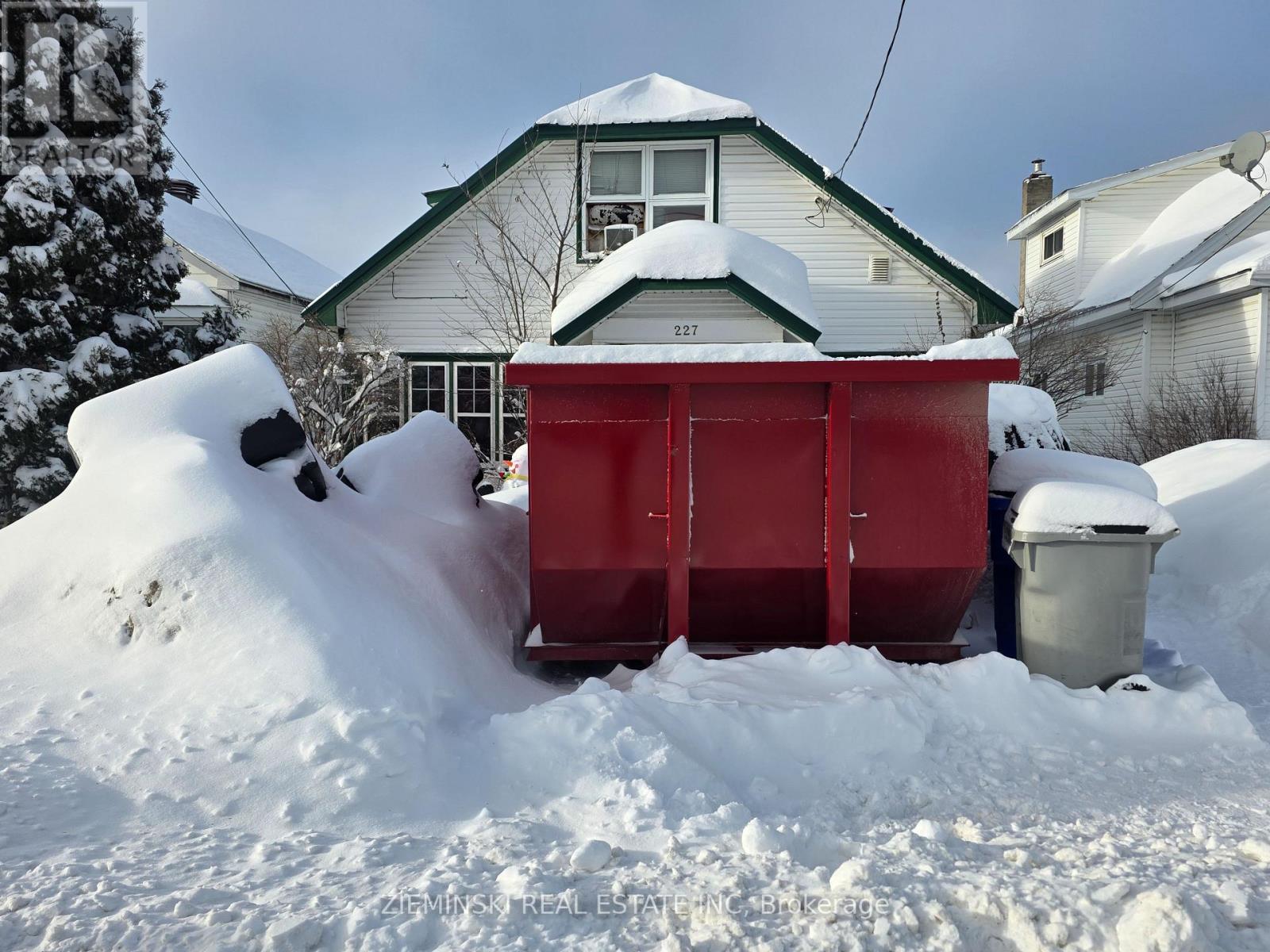 227 Toke Street, Timmins, Ontario  P4N 6V3 - Photo 5 - T12677380