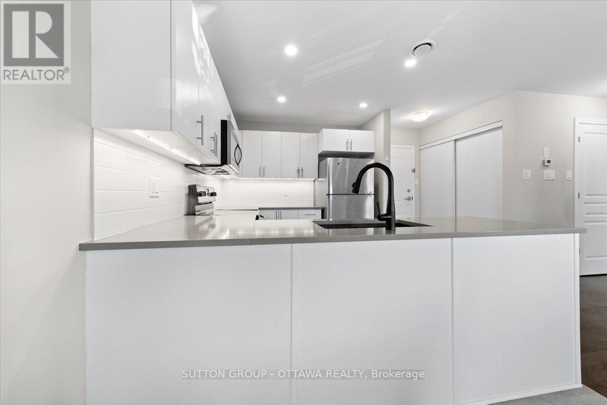 4 - 360 Tribeca Private, Ottawa, Ontario  K2J 4J3 - Photo 7 - X12677296