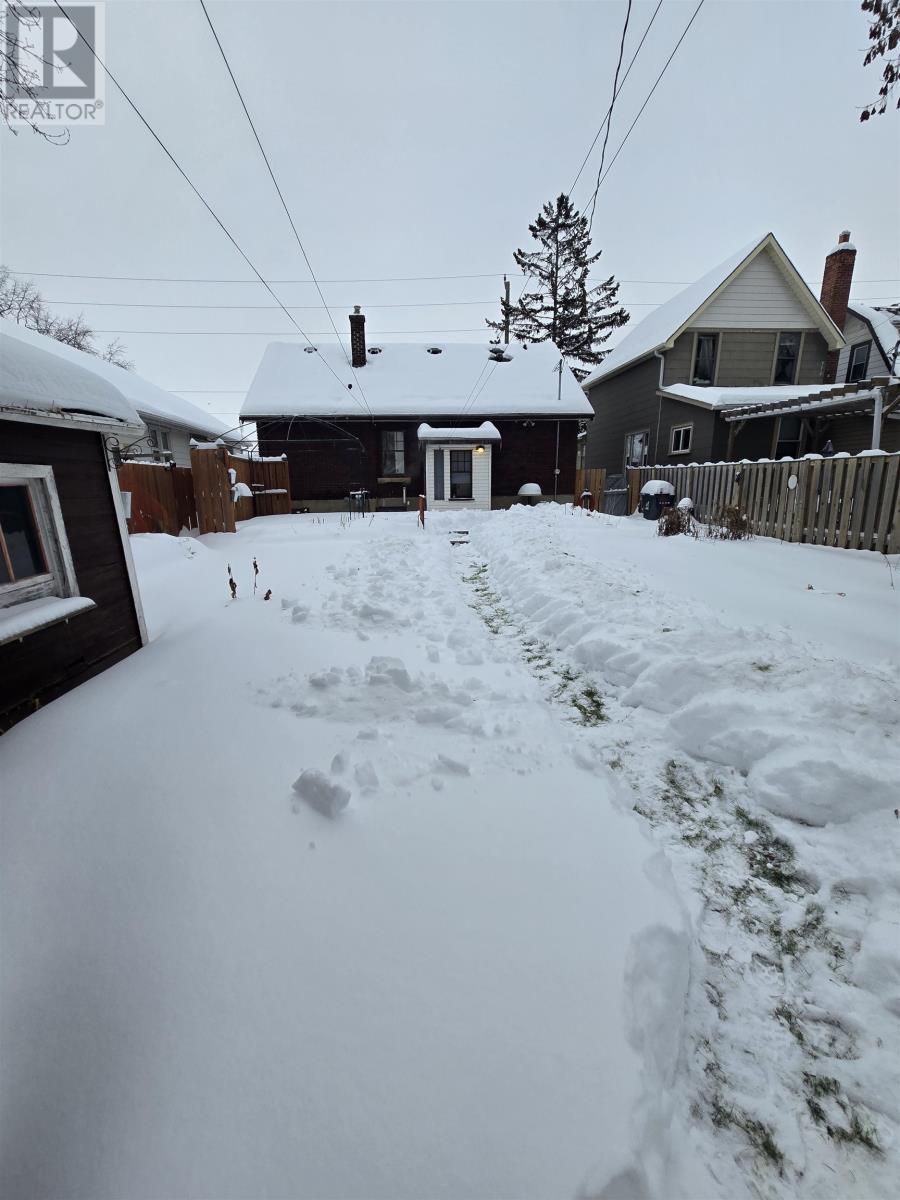 439 Syndicate Ave N, Thunder Bay, Ontario  P7C 3W9 - Photo 34 - TB2600030