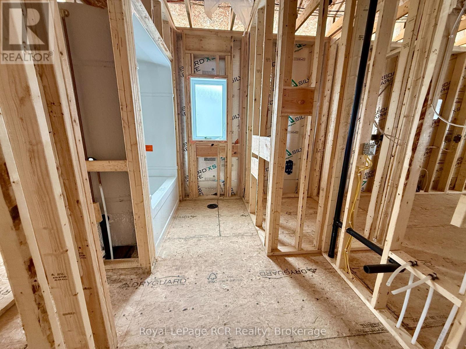 Unit A - 88 Griffith Street, Brockton, Ontario N0G 2V0 - Photo 11 - X12466889