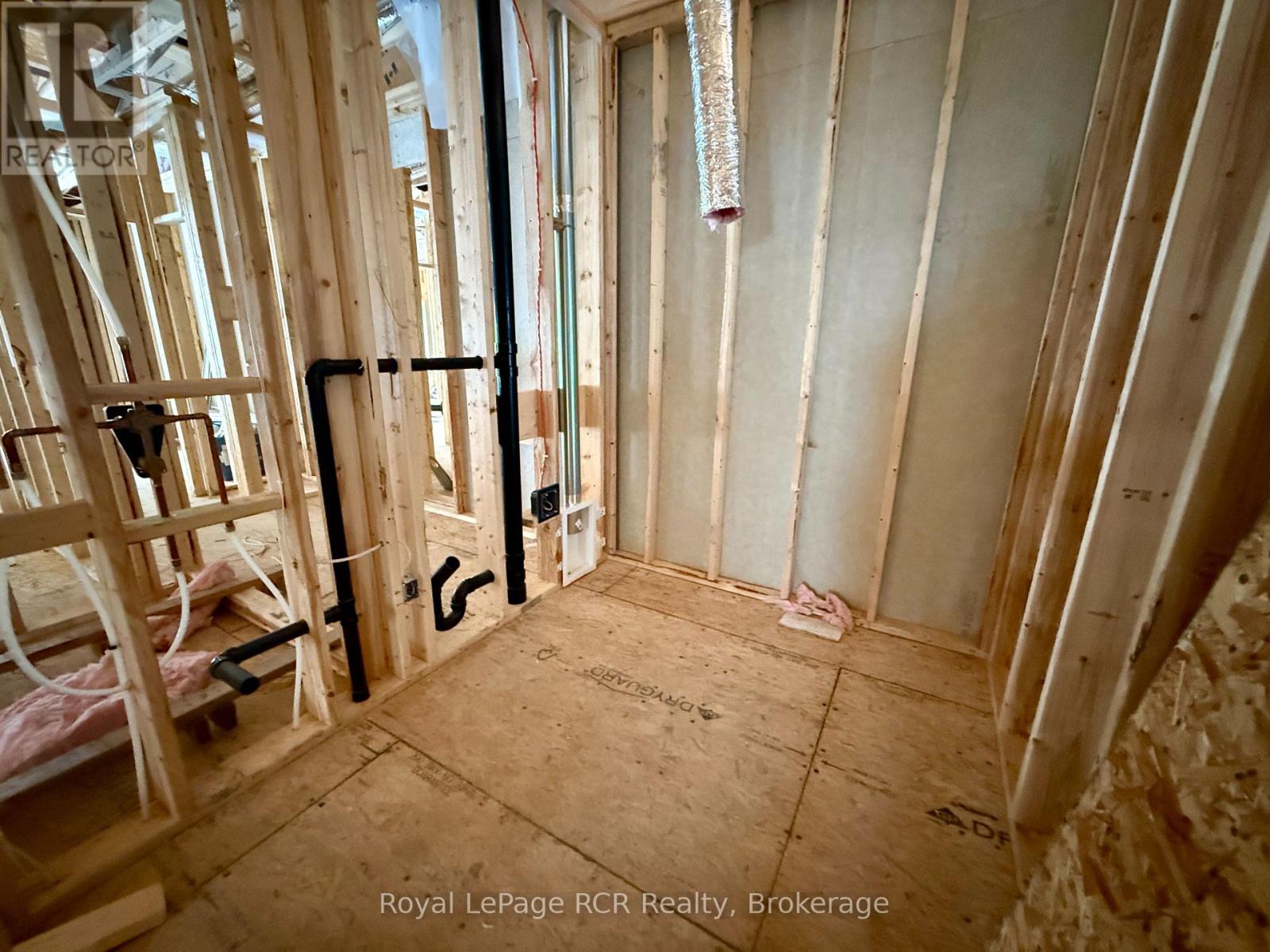 Unit A - 88 Griffith Street, Brockton, Ontario N0G 2V0 - Photo 12 - X12466889