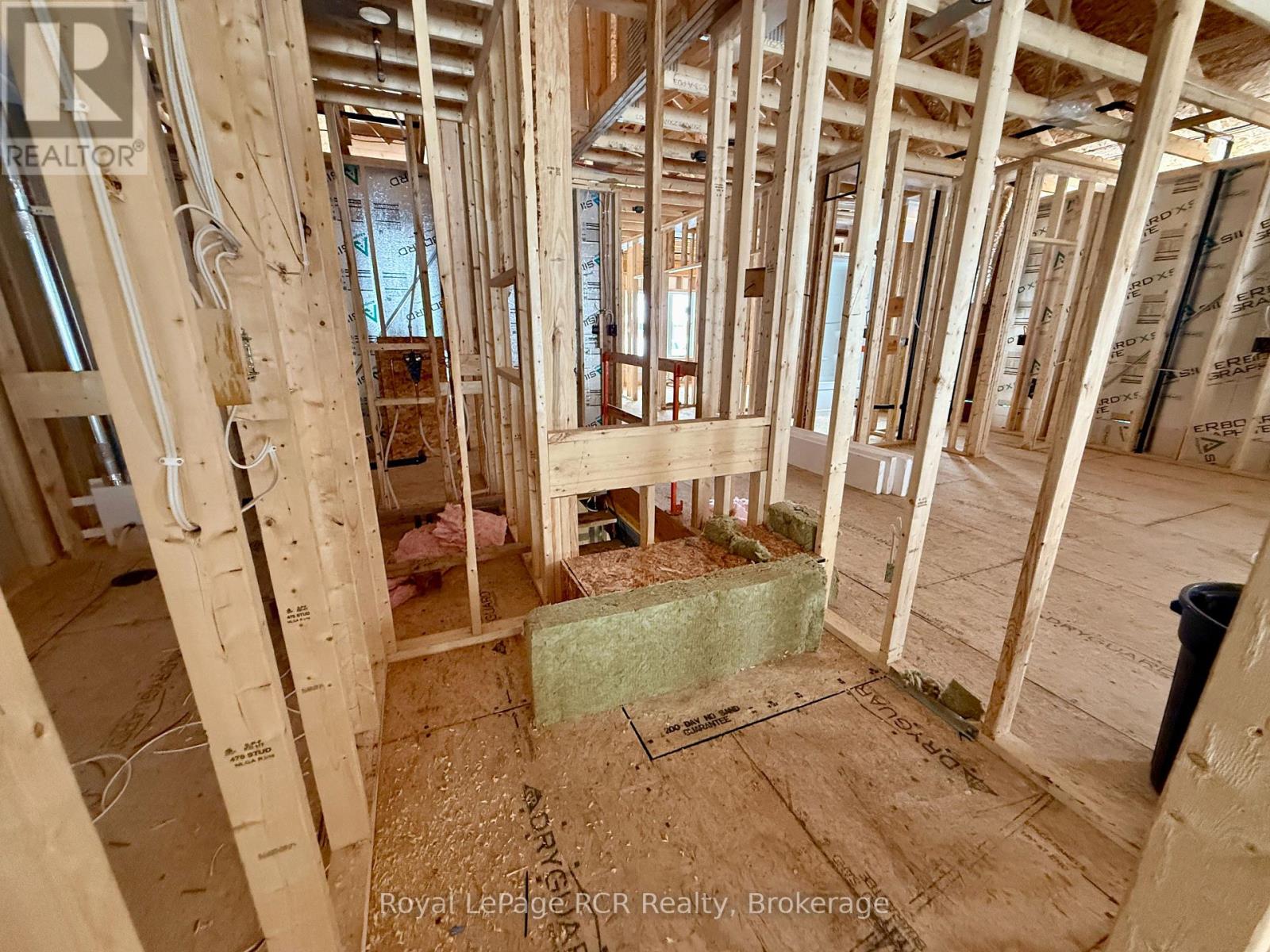 Unit A - 88 Griffith Street, Brockton, Ontario N0G 2V0 - Photo 18 - X12466889