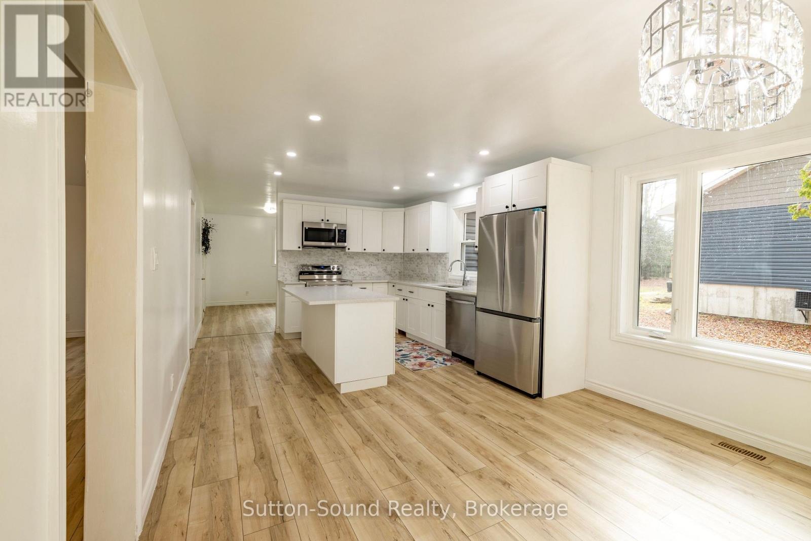 318777 Grey Road 1 Road, Georgian Bluffs, Ontario  N4K 5N4 - Photo 10 - X12570822