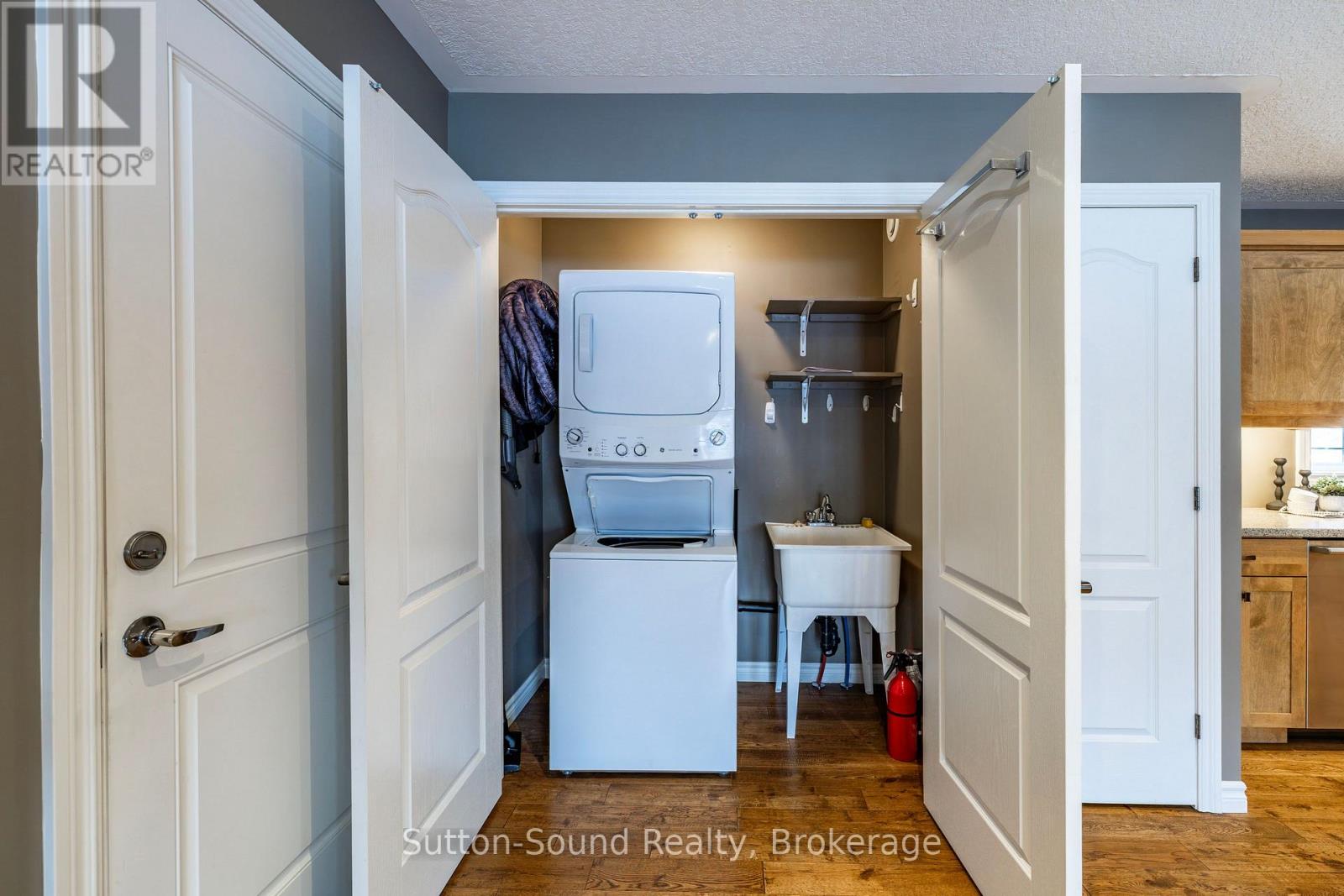 905 27th Street W, Georgian Bluffs, Ontario  N4K 6V5 - Photo 42 - X12675810