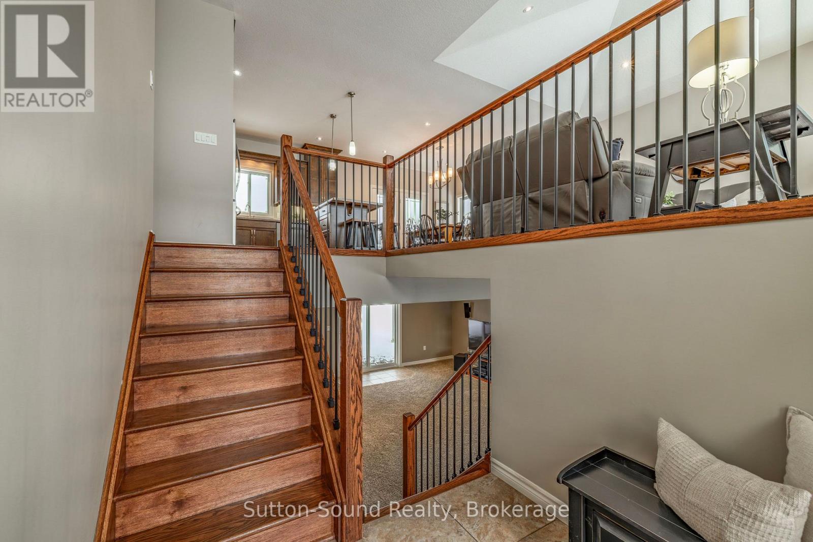 905 27th Street W, Georgian Bluffs, Ontario  N4K 6V5 - Photo 6 - X12675810