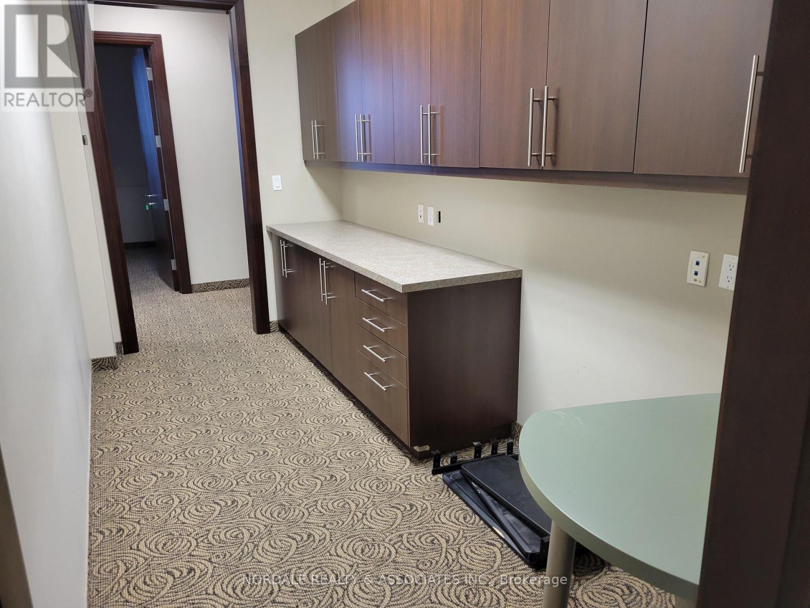 200 - 331 Cityview Boulevard, Vaughan (Vellore Village), Ontario  L4H 3M3 - Photo 4 - N12407350