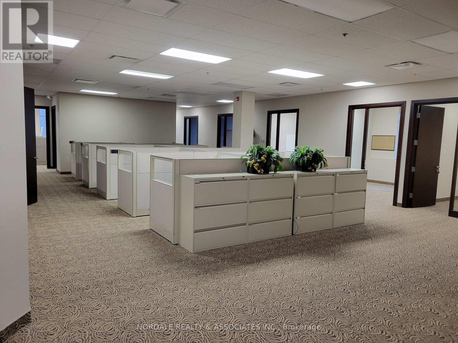 200 - 331 Cityview Boulevard, Vaughan (Vellore Village), Ontario  L4H 3M3 - Photo 9 - N12407350