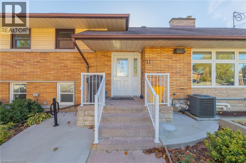 11 Belmont Avenue W, Kitchener, Ontario N2M 1L2 - Photo 5 - 40796511