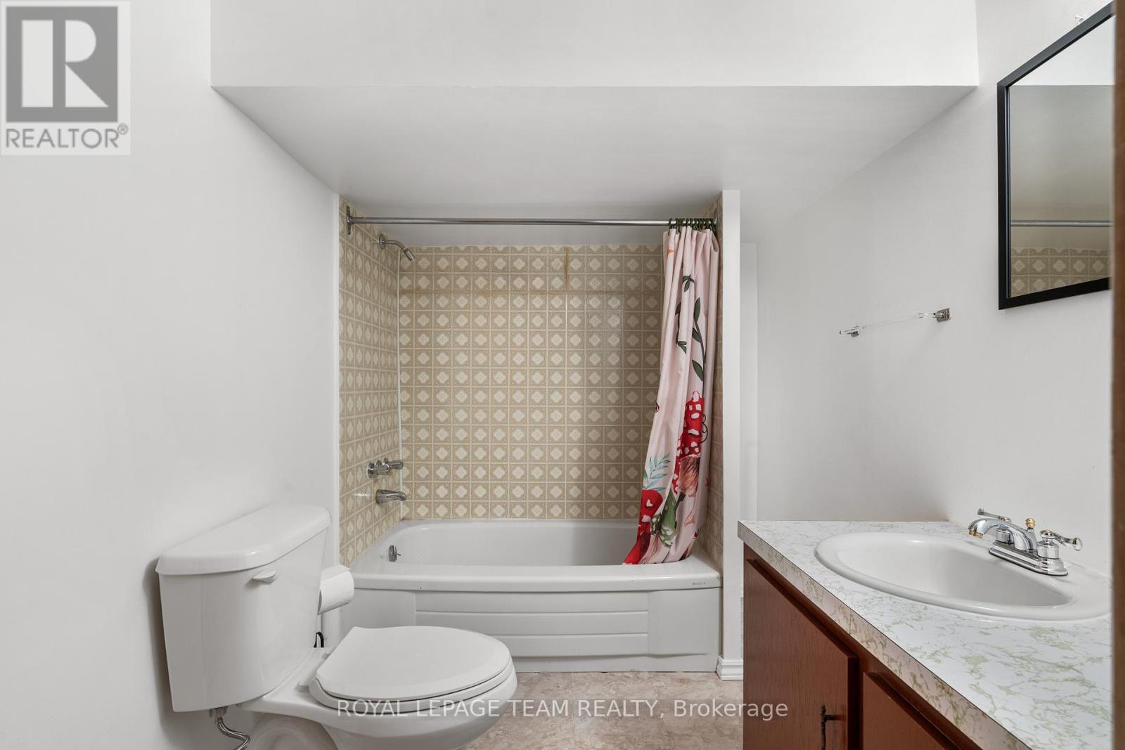 47 Kidgrove Gardens, Ottawa, Ontario  K2G 3W7 - Photo 24 - X12476510