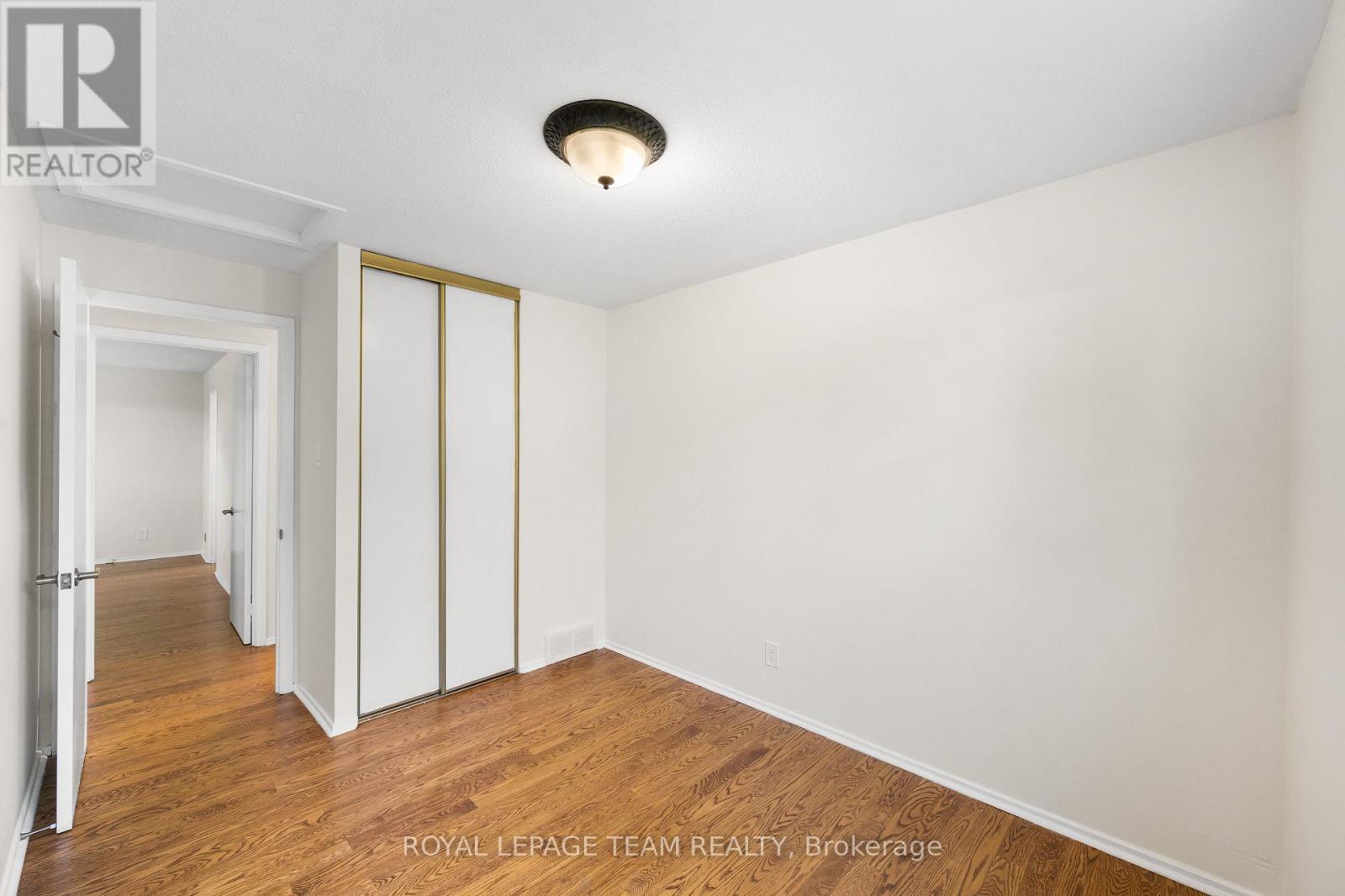 47 Kidgrove Gardens, Ottawa, Ontario  K2G 3W7 - Photo 17 - X12476510