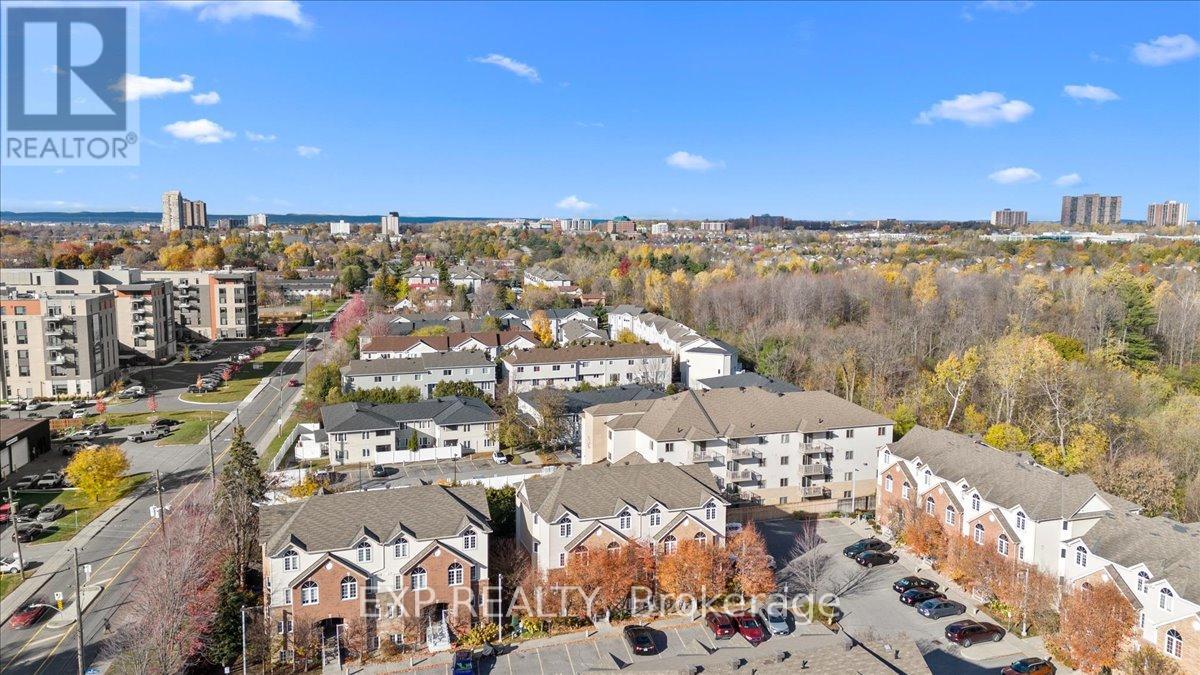 69 Steele Park Private, Ottawa, Ontario  K1J 0J2 - Photo 12 - X12518622