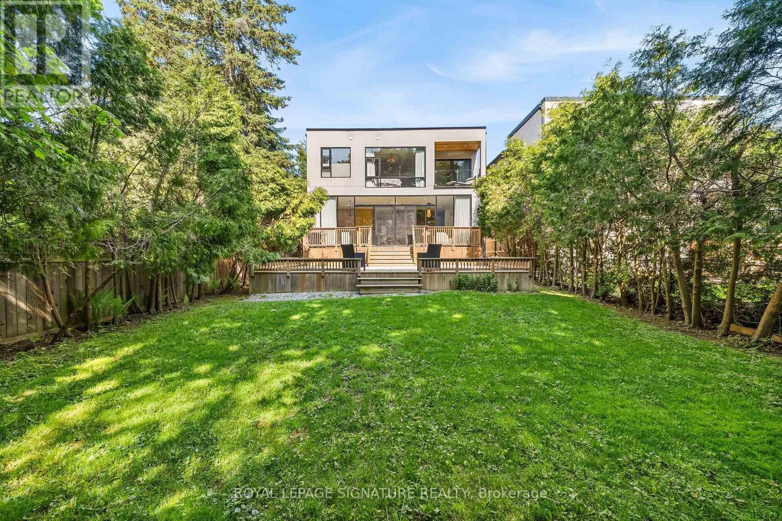 17 Nesbitt Drive, Toronto, Ontario  M4W 2G2 - Photo 39 - C12677234