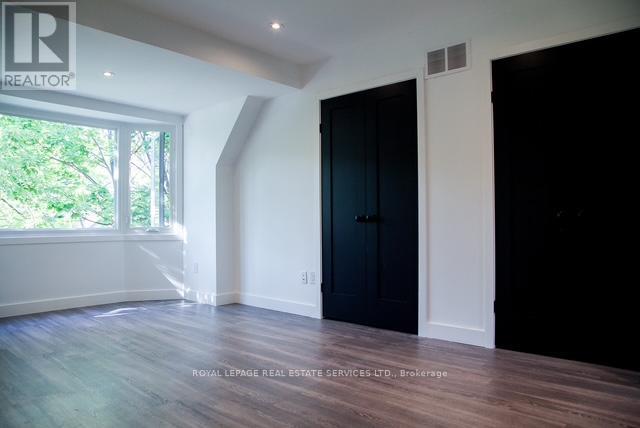 55 Longboat Avenue, Toronto, Ontario  M5A 4C9 - Photo 11 - C12677316