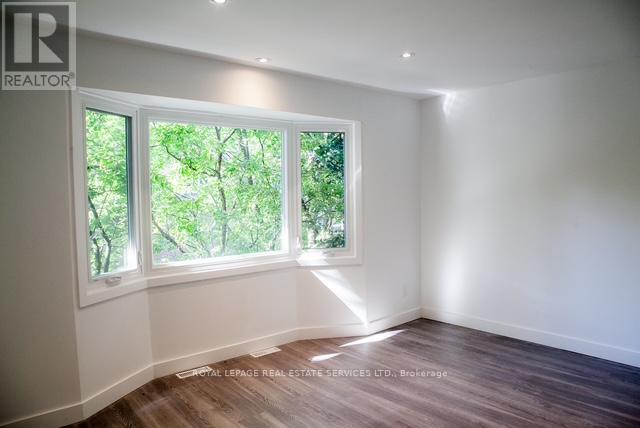 55 Longboat Avenue, Toronto, Ontario  M5A 4C9 - Photo 8 - C12677316