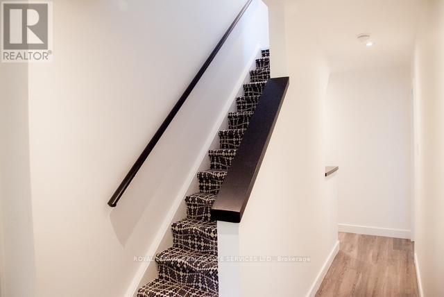 55 Longboat Avenue, Toronto, Ontario  M5A 4C9 - Photo 9 - C12677316