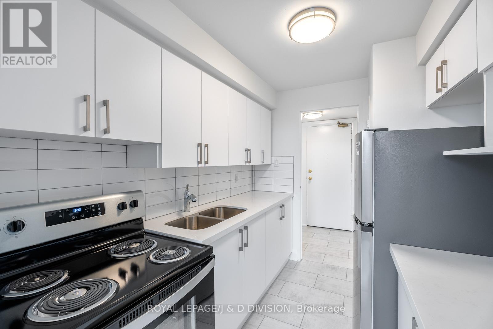 1002 - 484 Avenue Road, Toronto, Ontario  M4V 2J5 - Photo 16 - C12677404