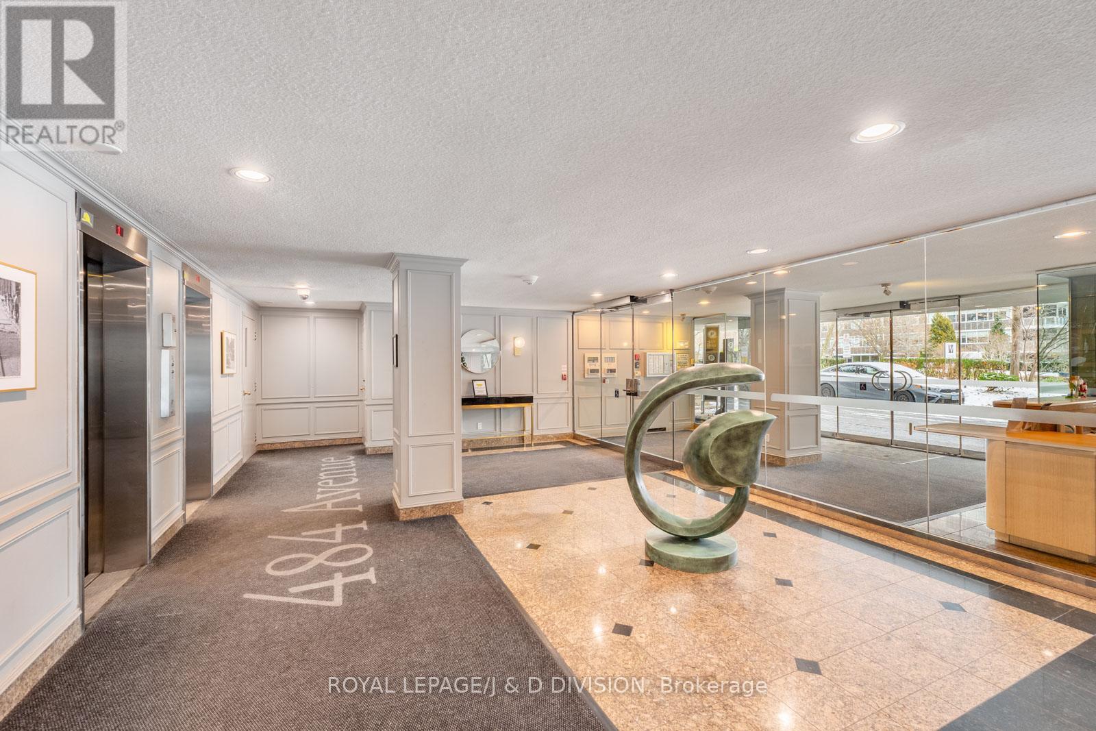 1002 - 484 Avenue Road, Toronto, Ontario  M4V 2J5 - Photo 24 - C12677404