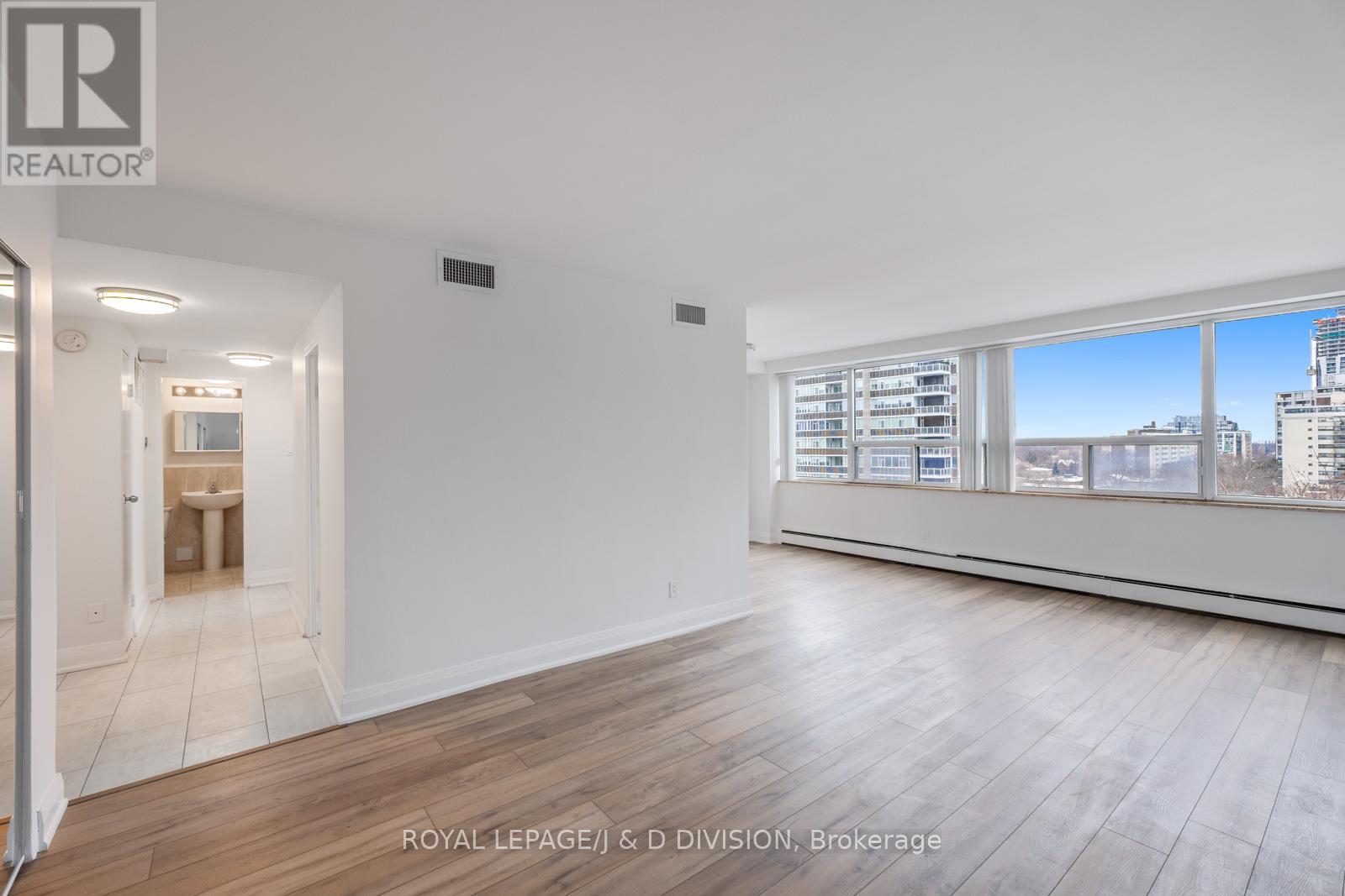 1002 - 484 Avenue Road, Toronto, Ontario  M4V 2J5 - Photo 8 - C12677404