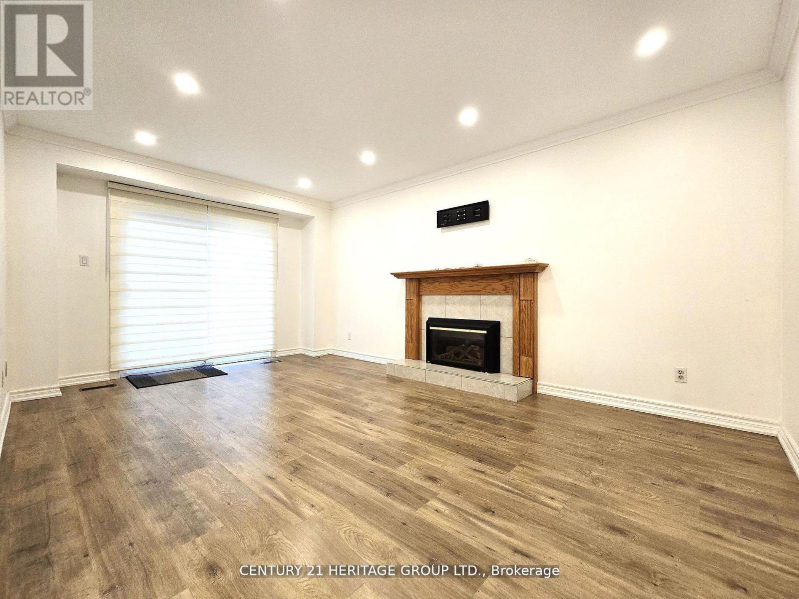 897 Caldwell Street, Newmarket, Ontario  L3Y 5R8 - Photo 12 - N12677256