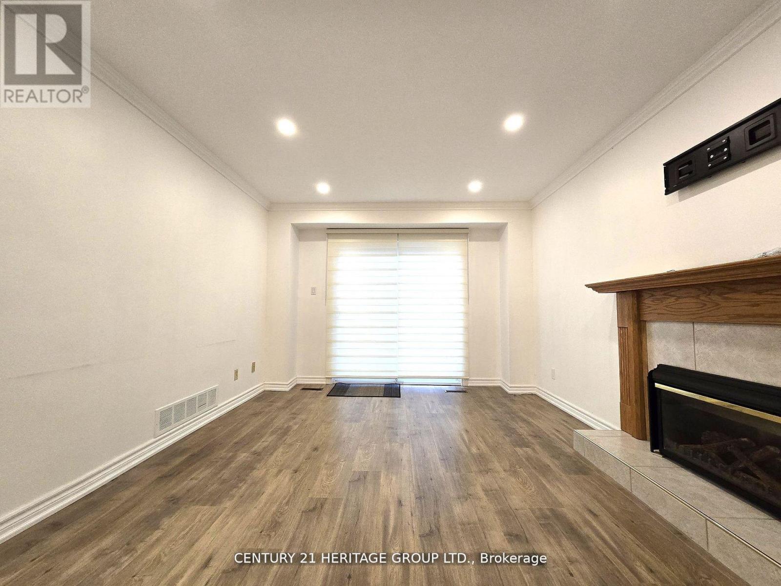 897 Caldwell Street, Newmarket, Ontario  L3Y 5R8 - Photo 13 - N12677256