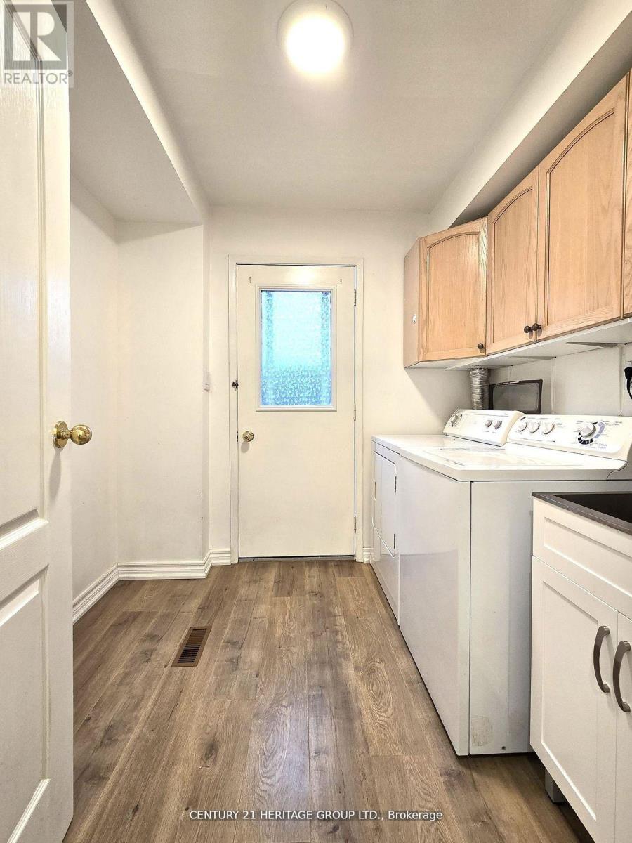 897 Caldwell Street, Newmarket, Ontario  L3Y 5R8 - Photo 15 - N12677256