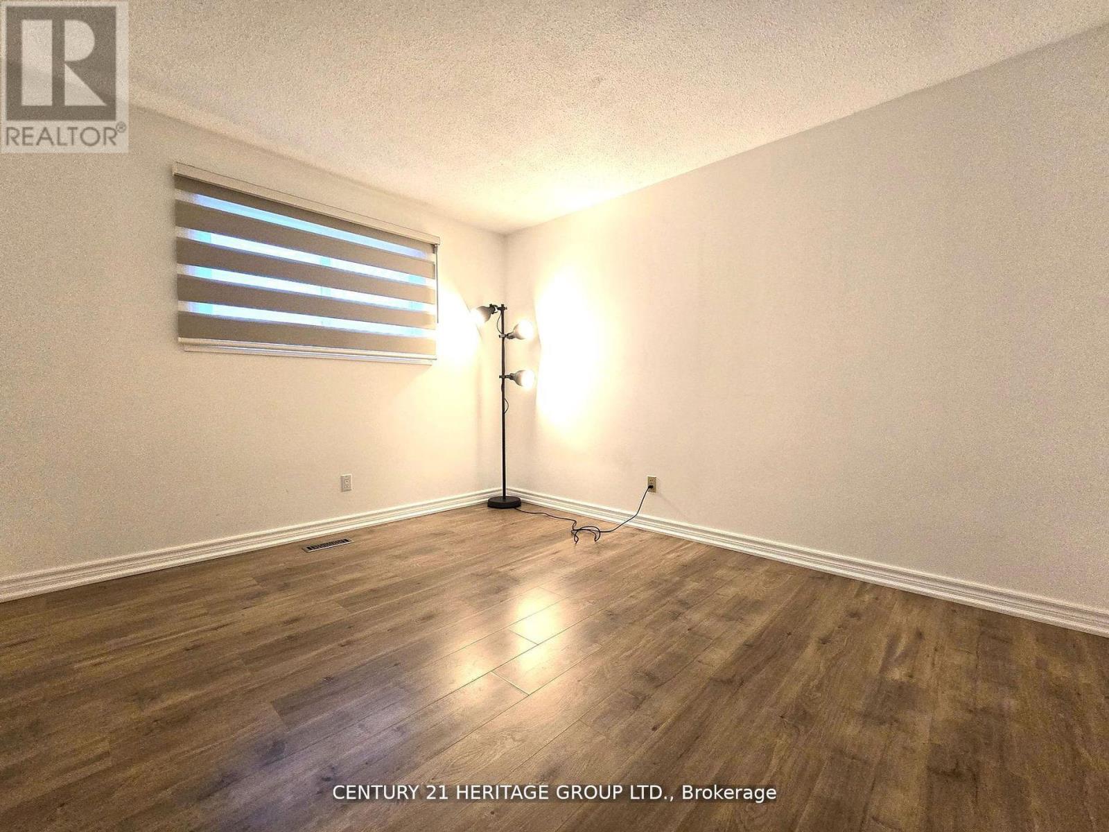 897 Caldwell Street, Newmarket, Ontario  L3Y 5R8 - Photo 23 - N12677256