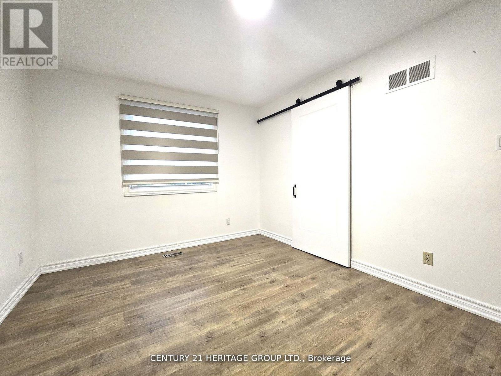 897 Caldwell Street, Newmarket, Ontario  L3Y 5R8 - Photo 24 - N12677256