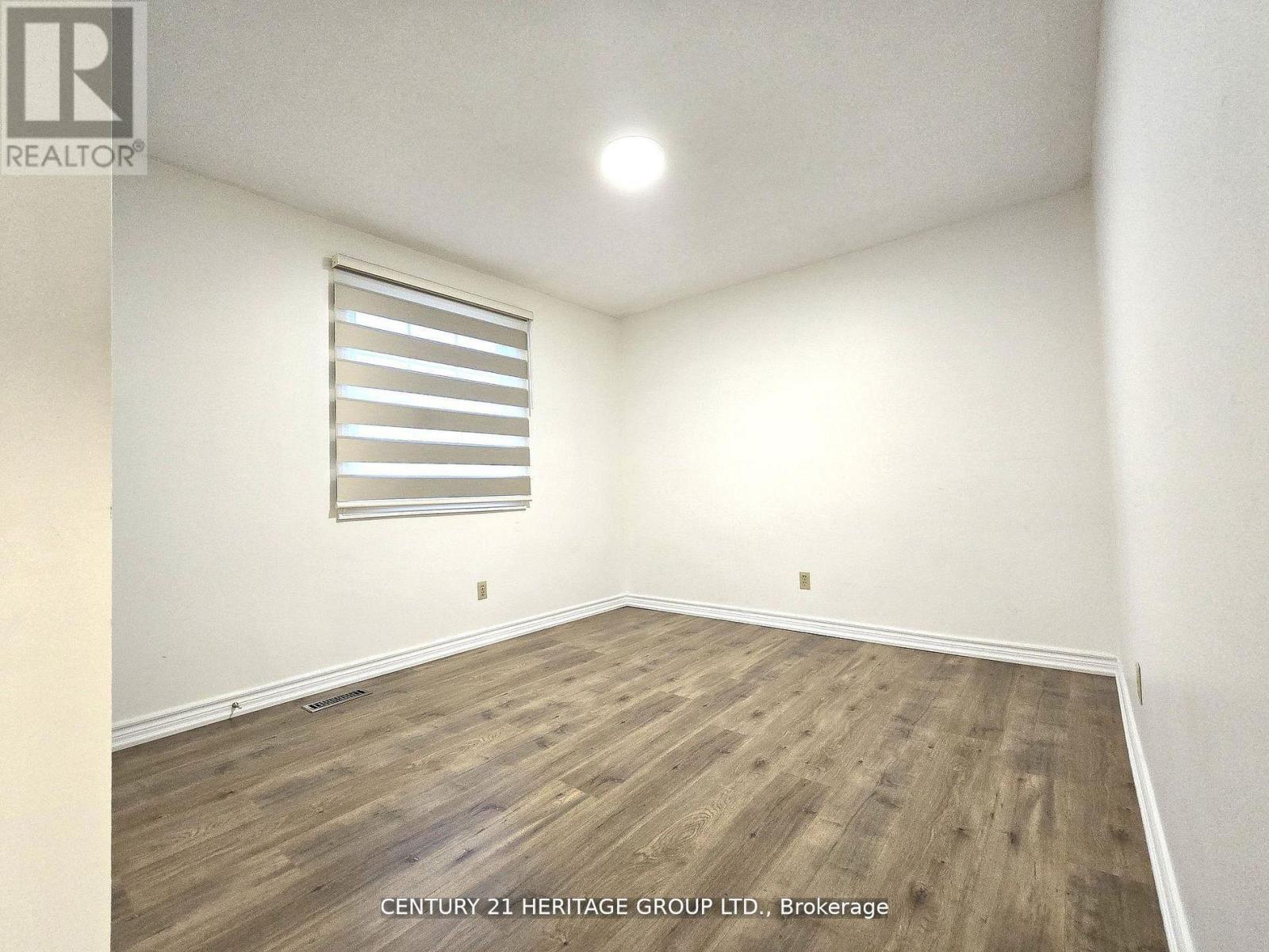 897 Caldwell Street, Newmarket, Ontario  L3Y 5R8 - Photo 25 - N12677256