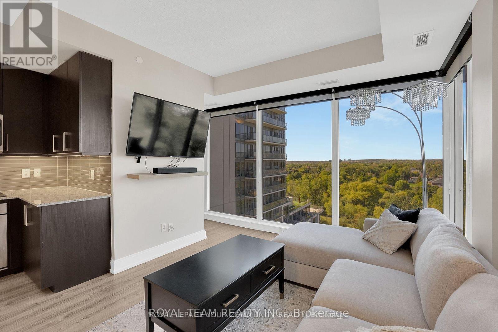 1108 - 9600 Yonge Street, Richmond Hill, Ontario  L4C 1V6 - Photo 6 - N12677366