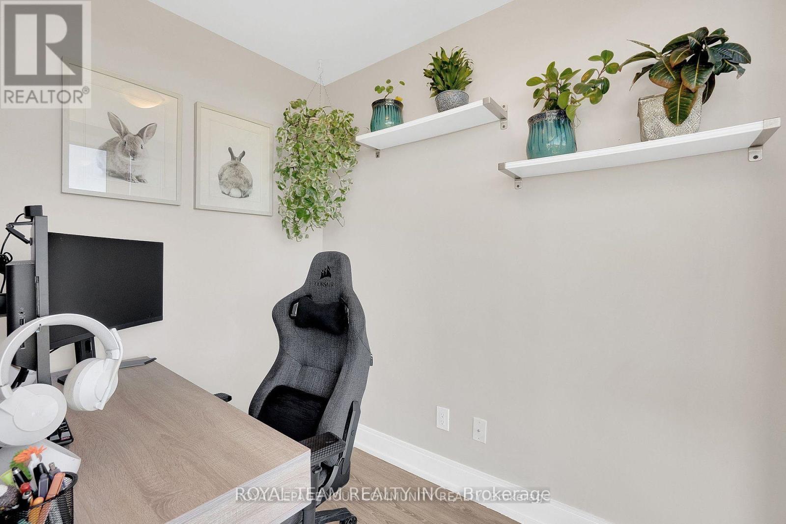 1108 - 9600 Yonge Street, Richmond Hill, Ontario  L4C 1V6 - Photo 9 - N12677366