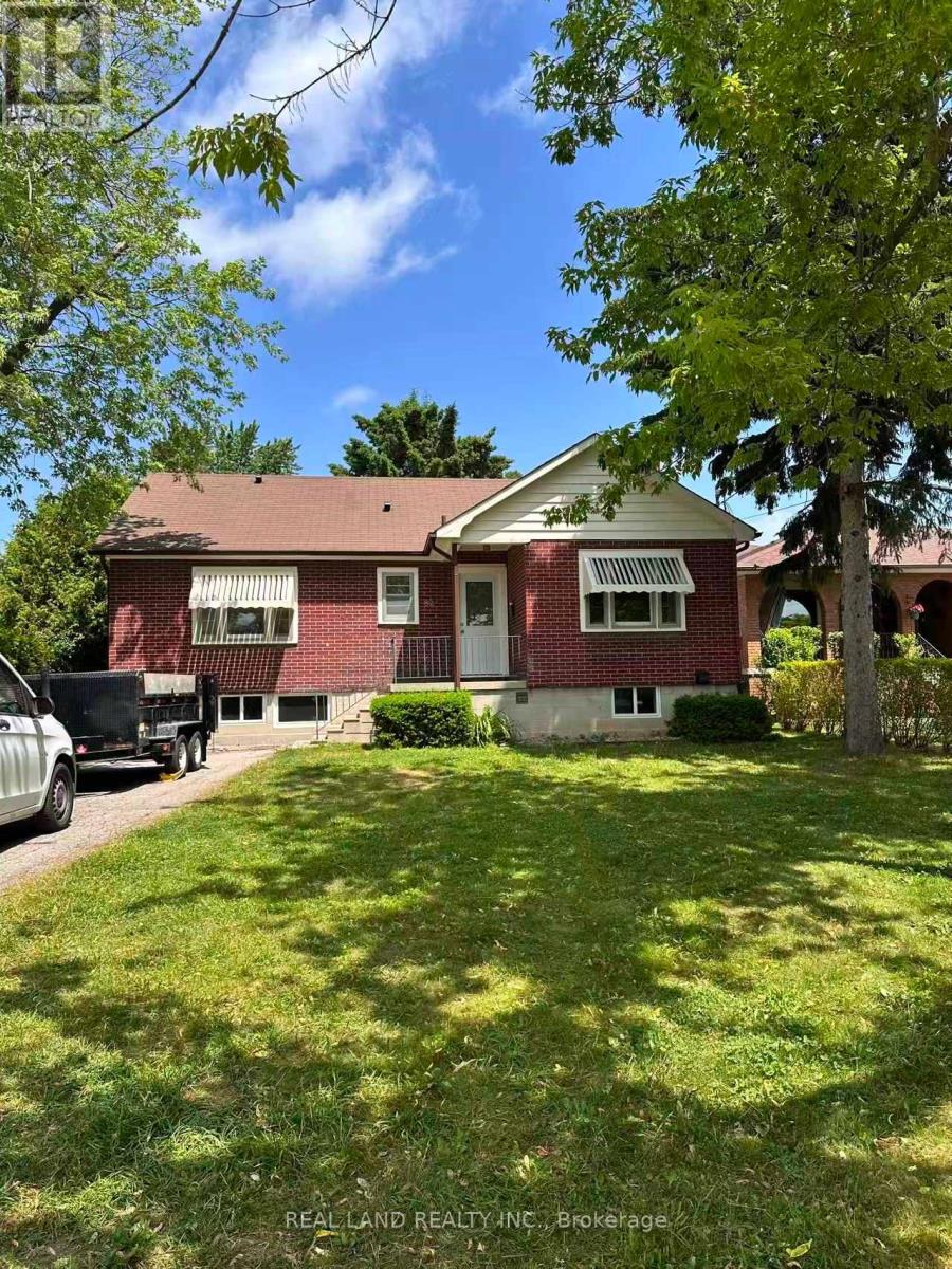 Main - 82 Oxford Street, Richmond Hill (Mill Pond), Ontario  L4C 4L5 - Photo 7 - N12677406