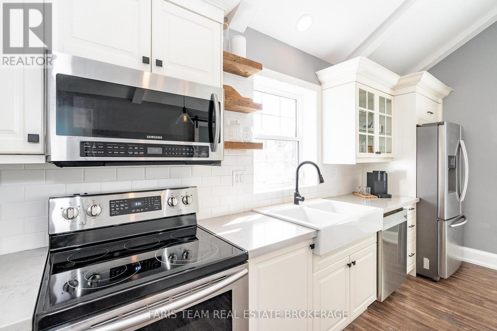 3740 Simcoe County Road 27, Bradford West Gwillimbury (Bradford), Ontario  L3Z 3X2 - Photo 8 - N12677410